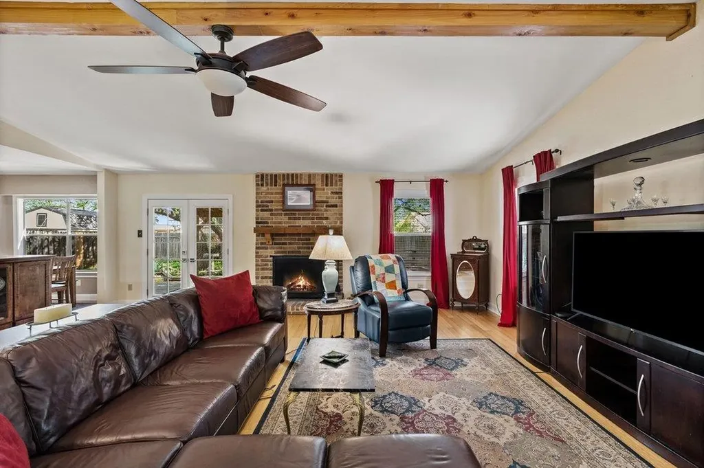 4526 Langtry Lane Austin TX 78749
