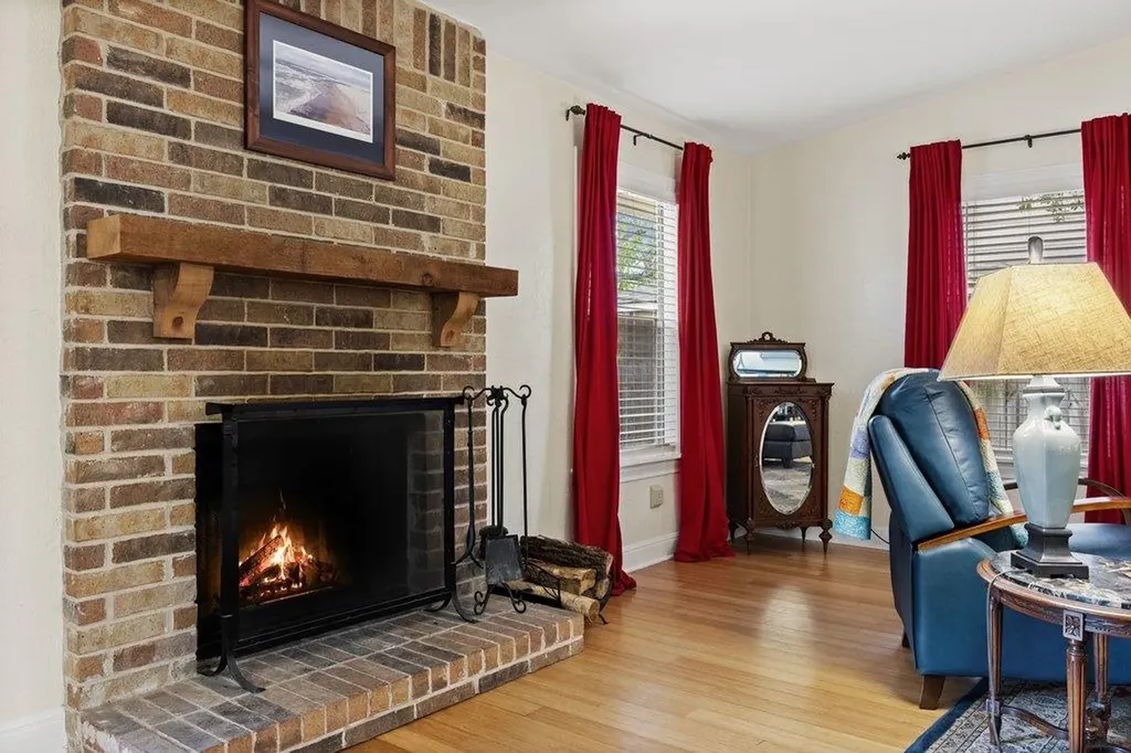 4526 Langtry Lane Austin TX 78749