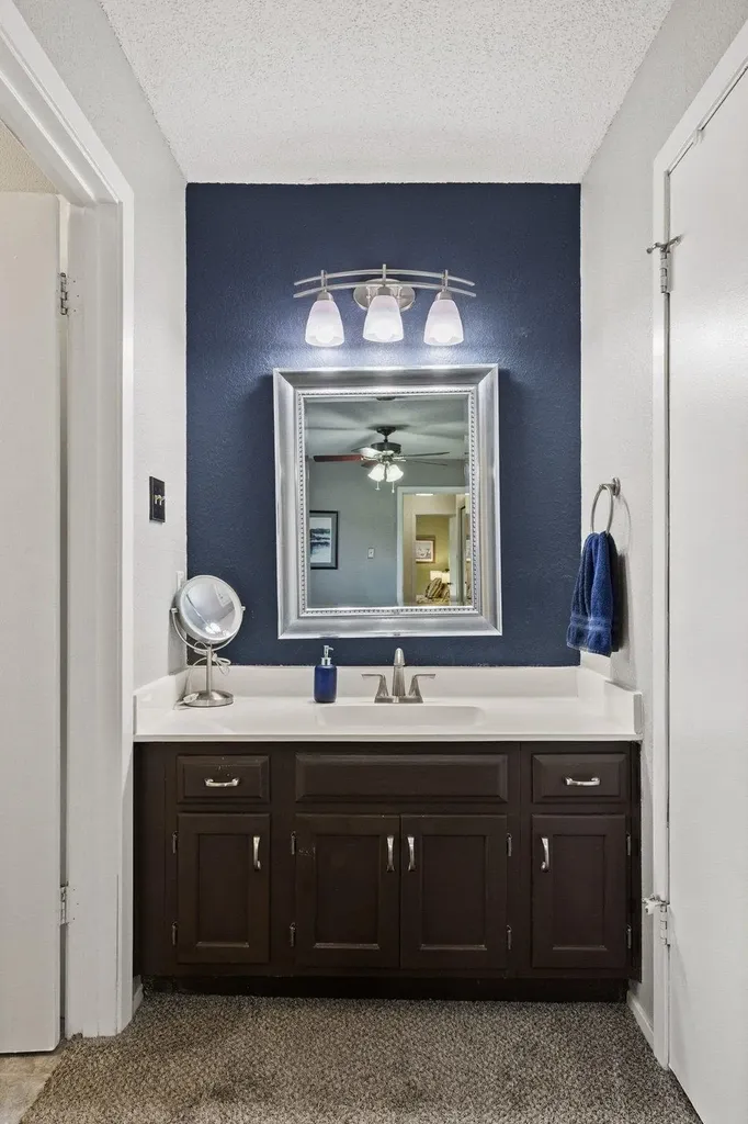 4526 Langtry Lane Austin TX 78749