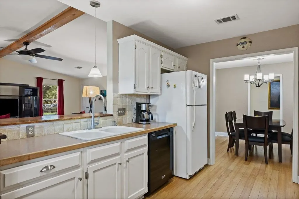 4526 Langtry Lane Austin TX 78749