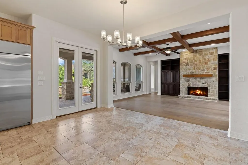 109 Largo Cove Austin TX 78734