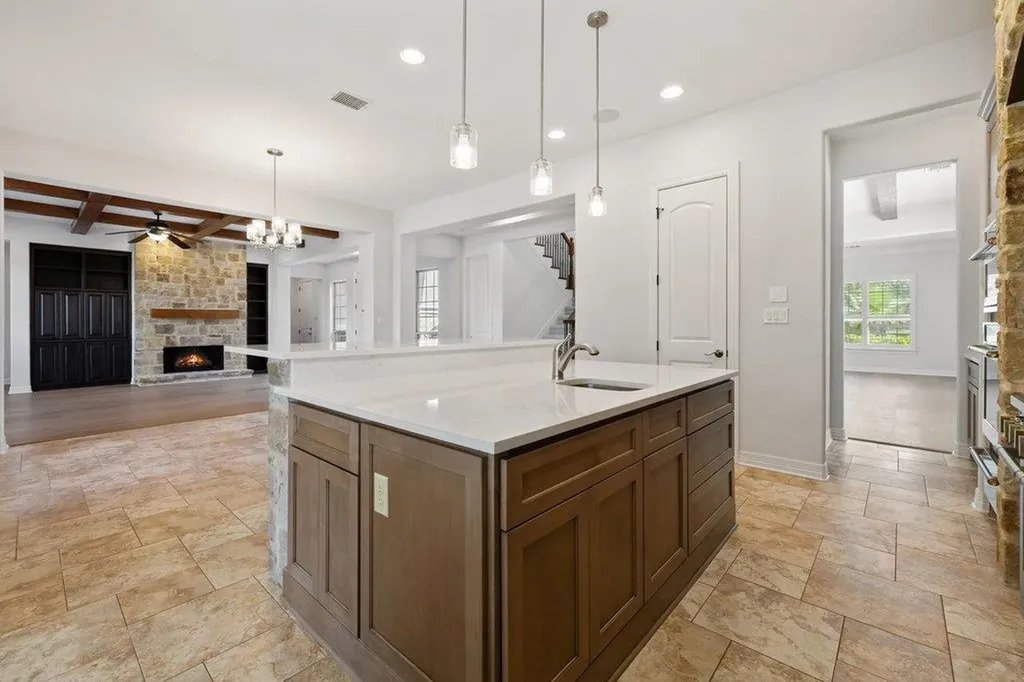 109 Largo Cove Austin TX 78734