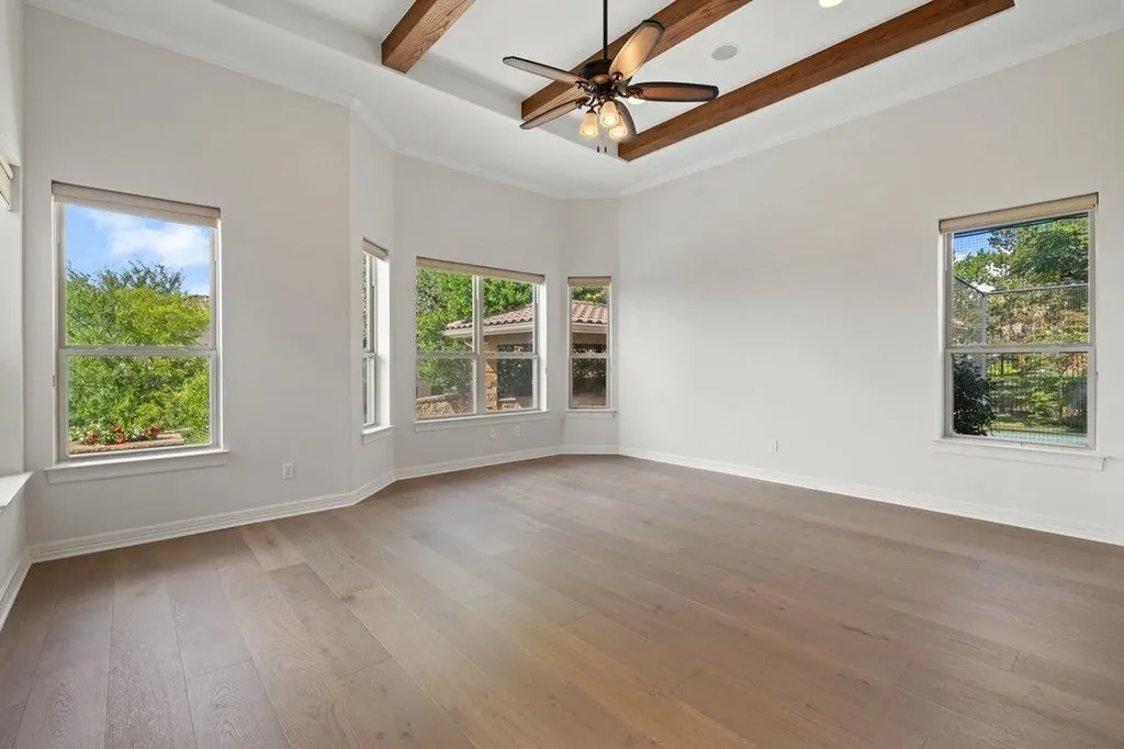 109 Largo Cove Austin TX 78734