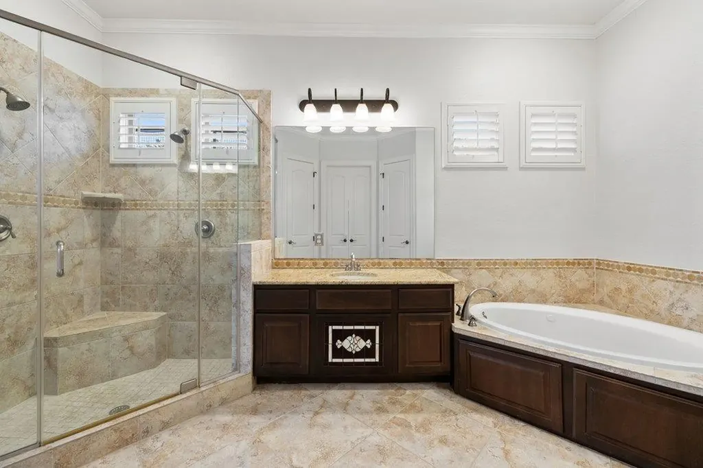 109 Largo Cove Austin TX 78734