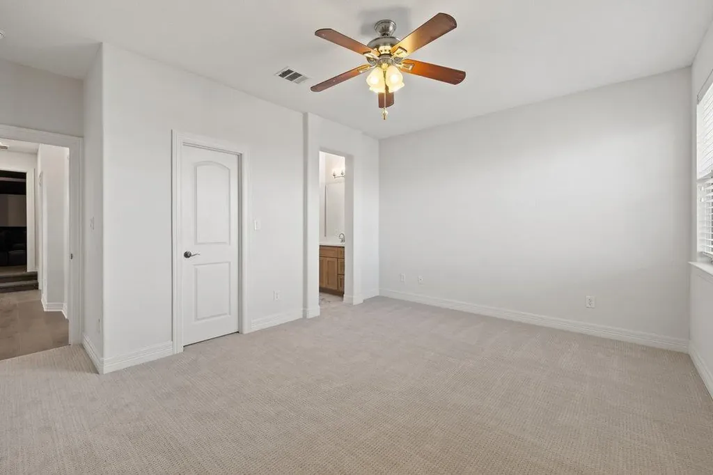 109 Largo Cove Austin TX 78734
