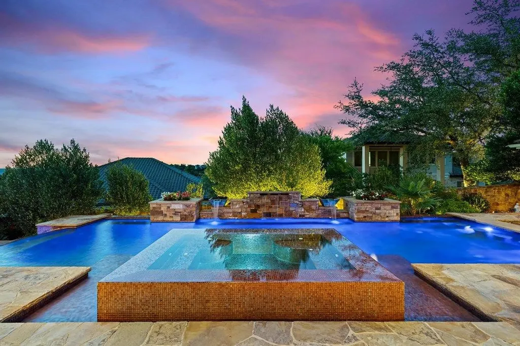 109 Largo Cove Austin TX 78734