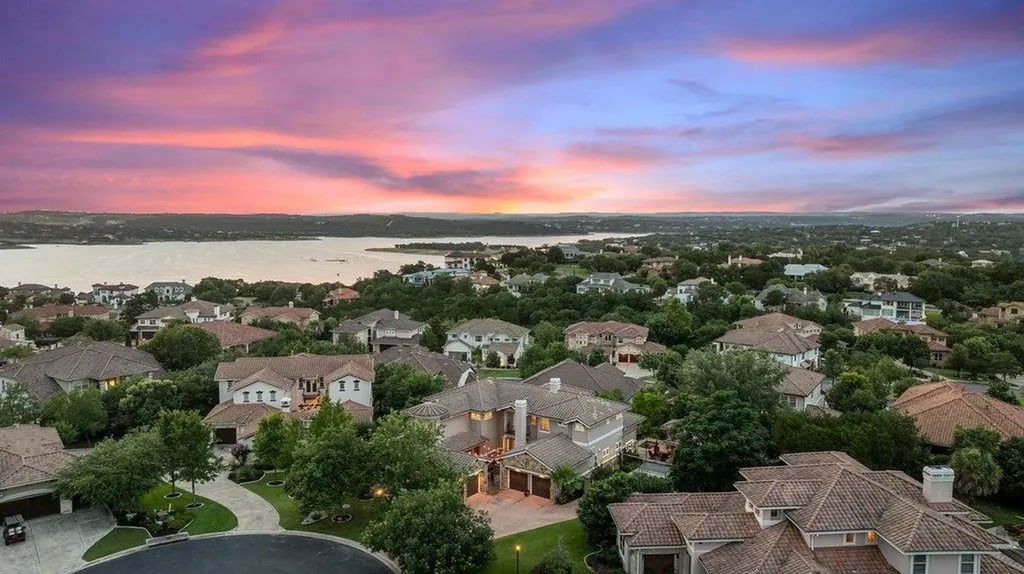 109 Largo Cove Austin TX 78734