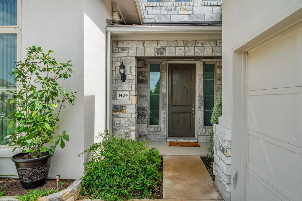 1404 Scenic Oaks Drive Georgetown TX 78628