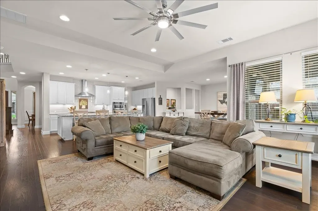 1620 Dusty Bend Leander TX 78641