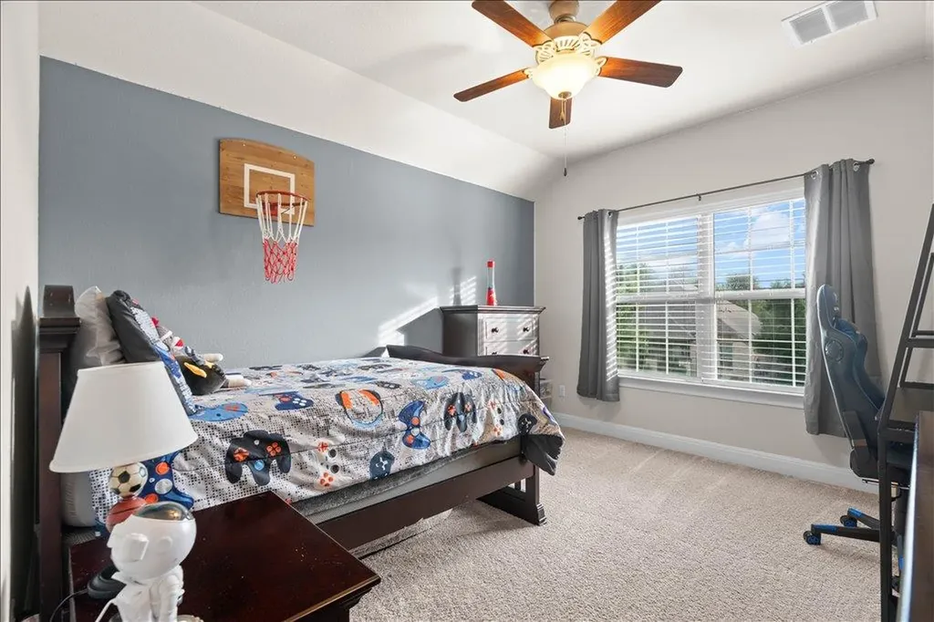 1620 Dusty Bend Leander TX 78641