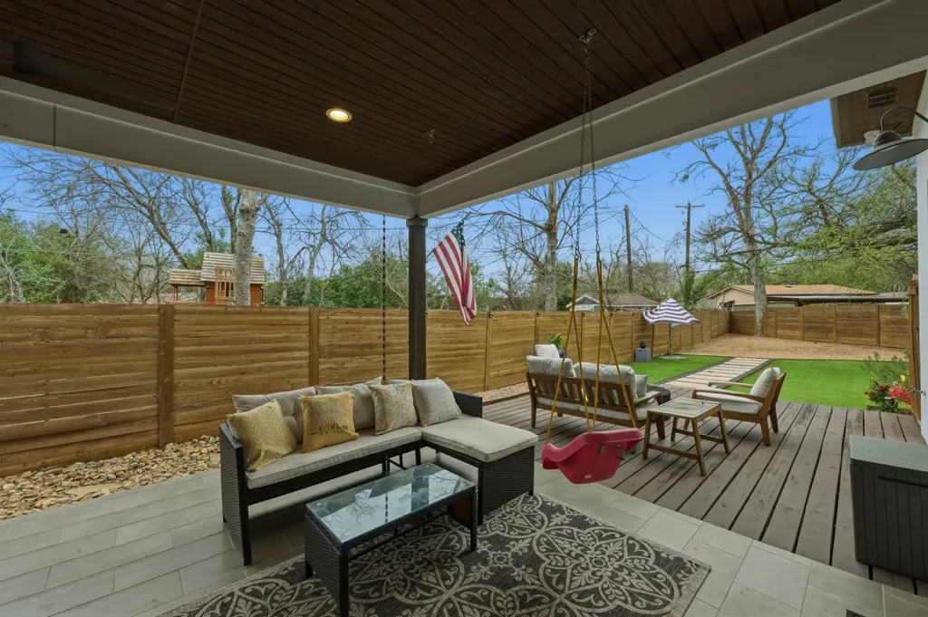 1405 Camelot Circle Austin TX 78745