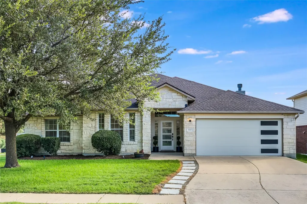 800 Portchester Castle Path Pflugerville TX 78660