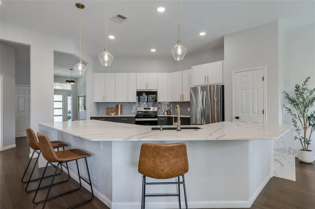 800 Portchester Castle Path Pflugerville TX 78660