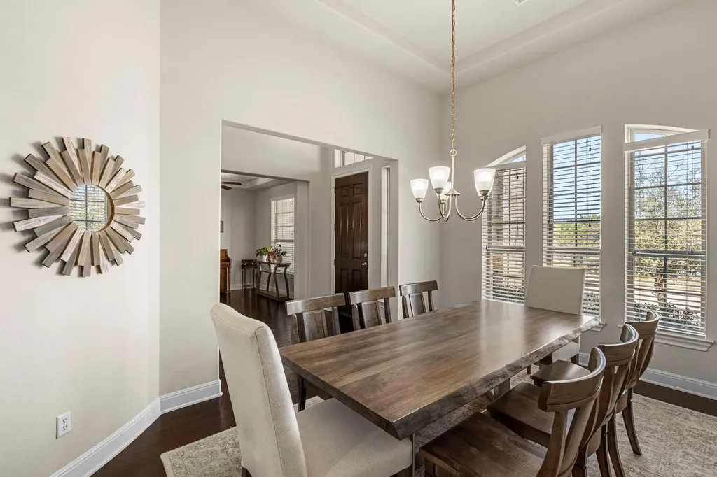 235 Senna Drive Dripping Springs TX 78620