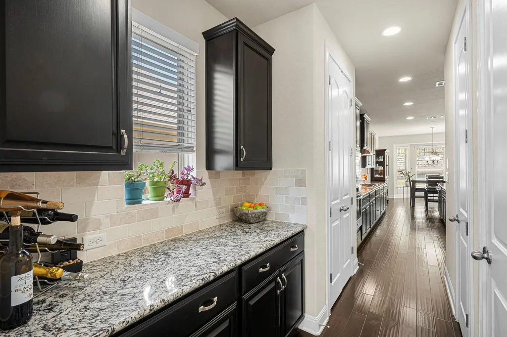 235 Senna Drive Dripping Springs TX 78620