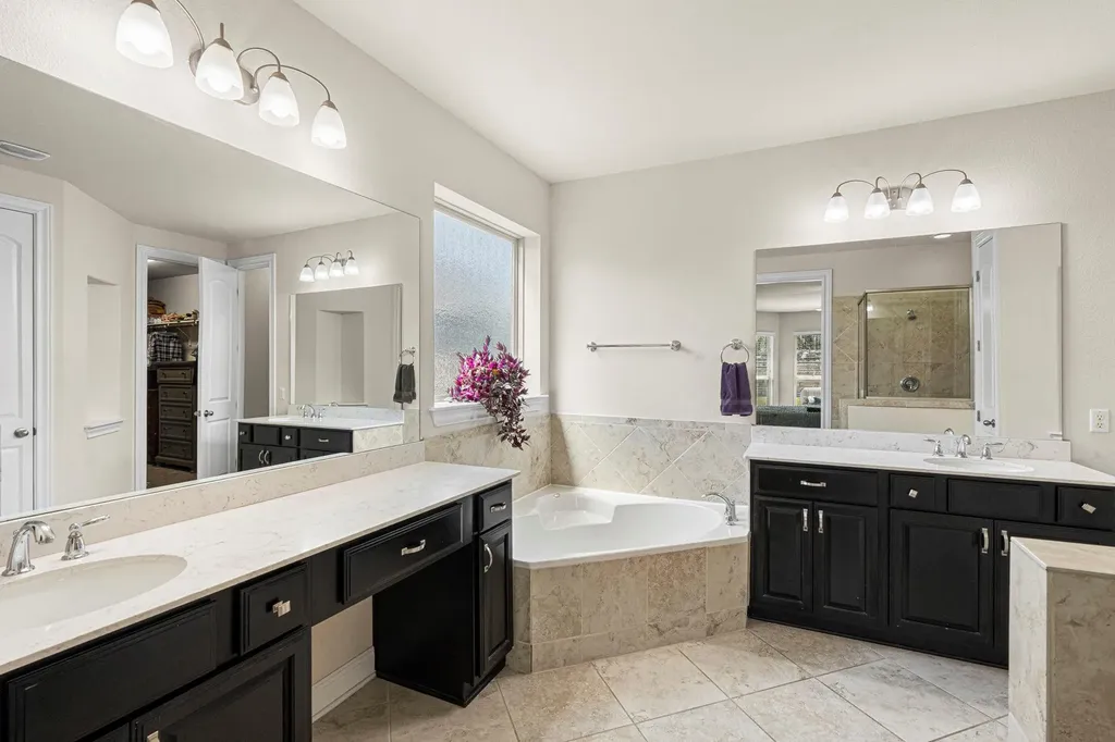 235 Senna Drive Dripping Springs TX 78620