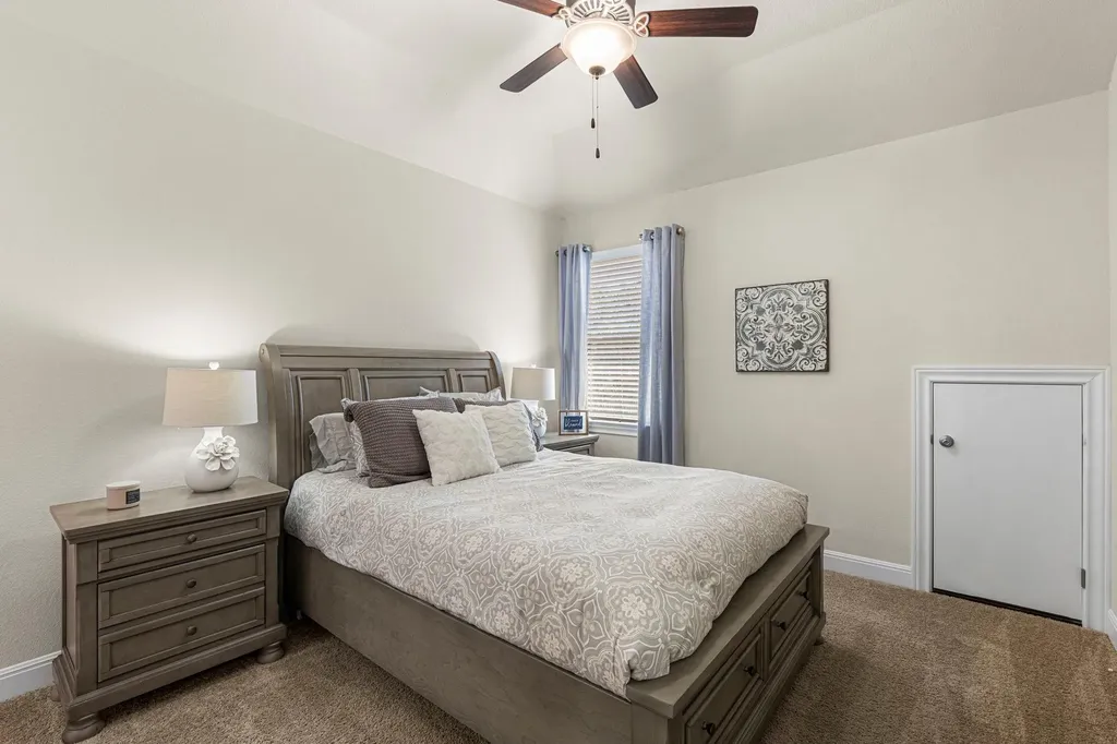 235 Senna Drive Dripping Springs TX 78620