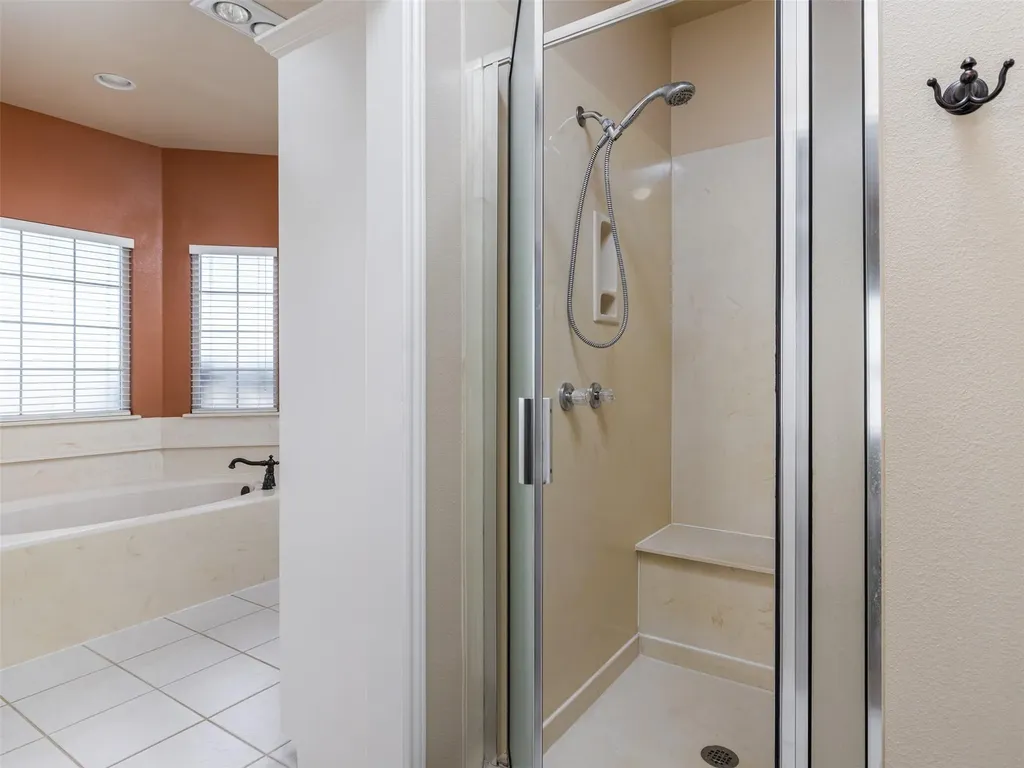 651 County Road 497 Taylor TX 76574