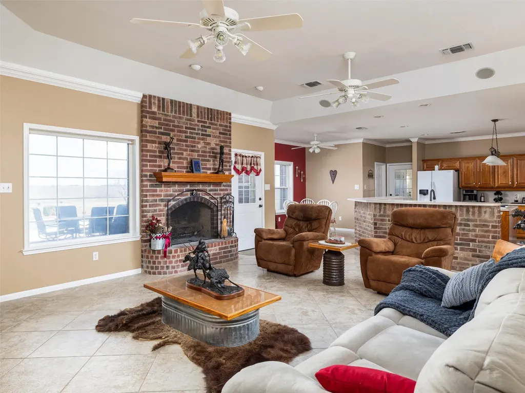 651 County Road 497 Taylor TX 76574