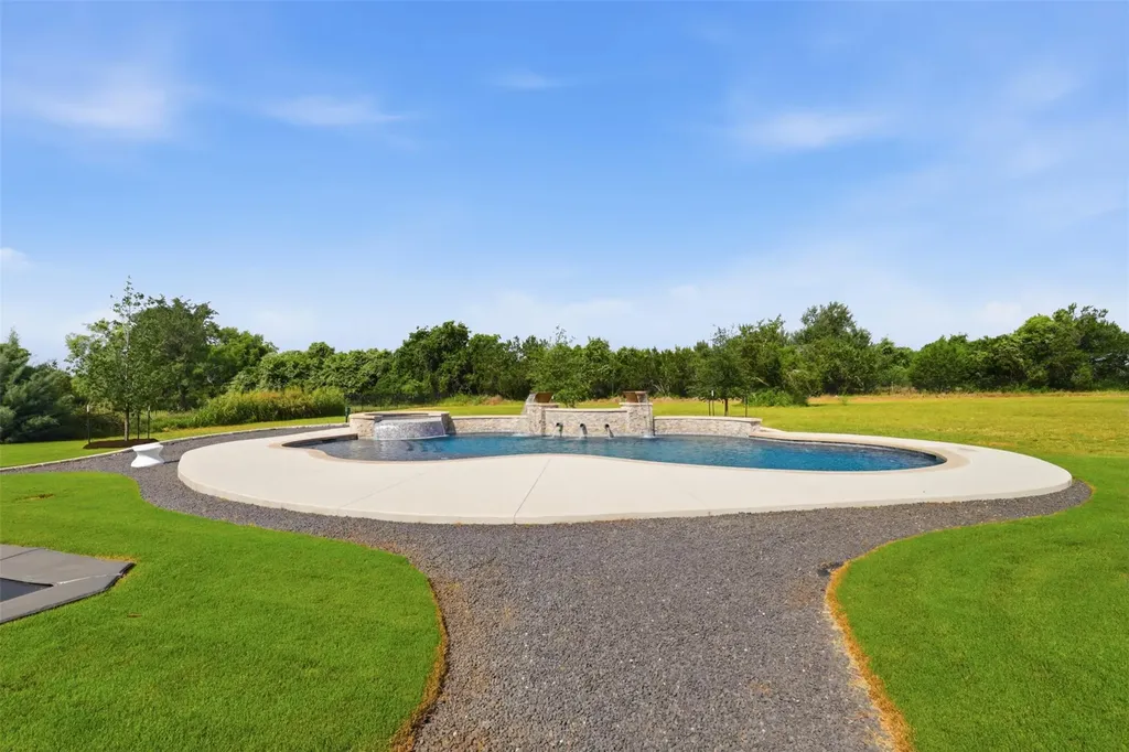 301 Wonderstruck Liberty Hill TX 78642