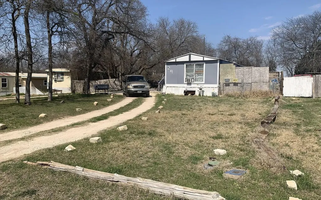 1705 Fm 1670 Lane Belton TX 76513