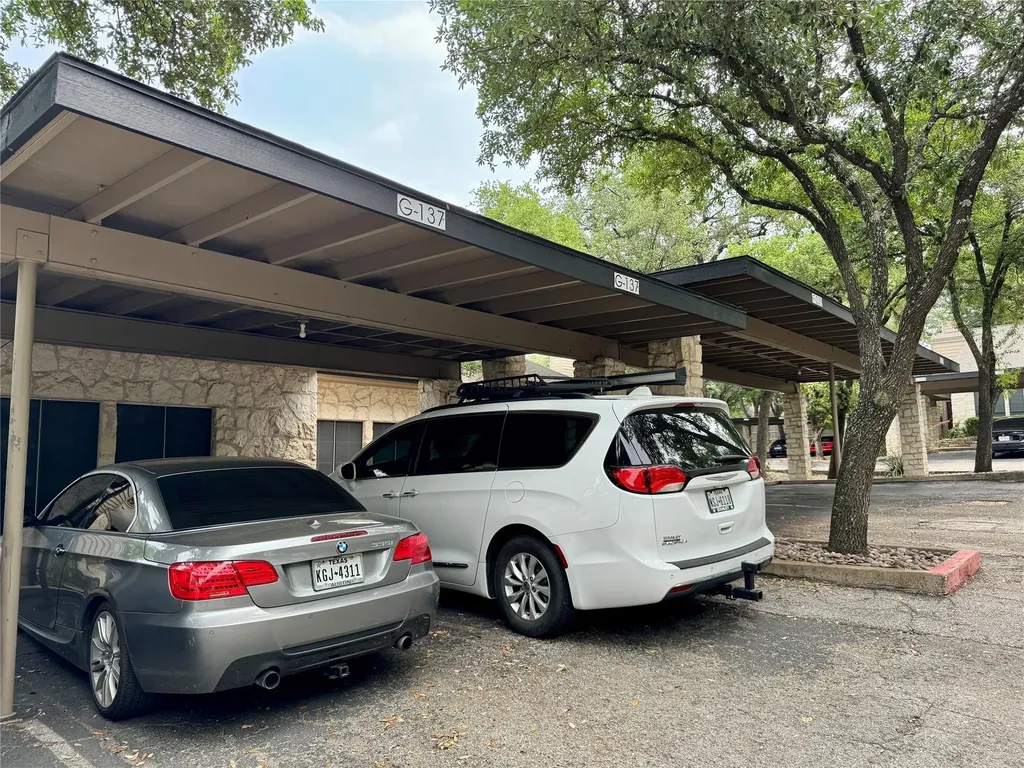 3809 Spicewood Springs Road Austin TX 78759