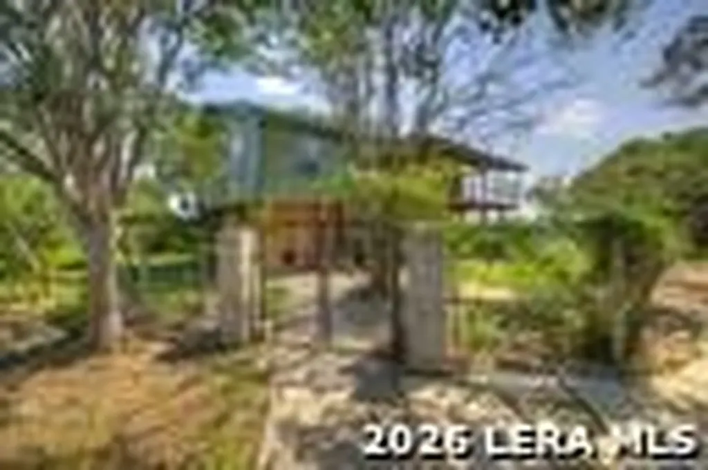 785 Park Shores Canyon Lake TX 78133