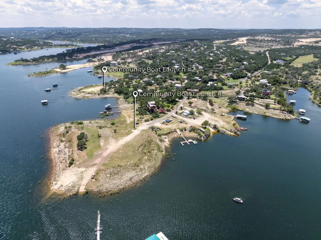 1016 Windy Shores Loop Spicewood TX 78669