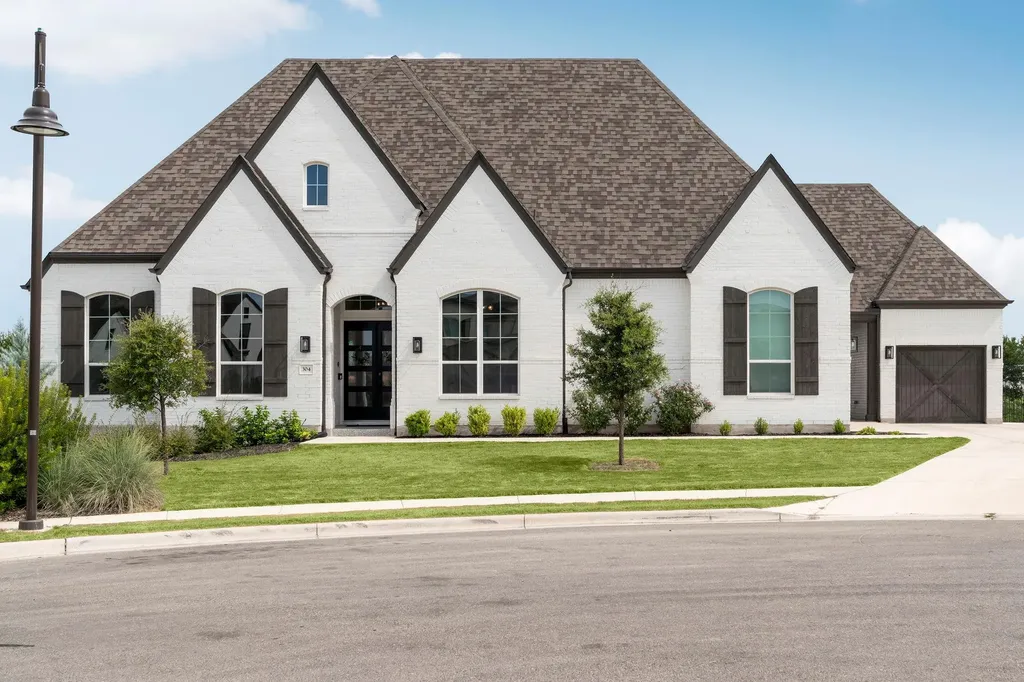 304 Sadaba Street Liberty Hill TX 78642