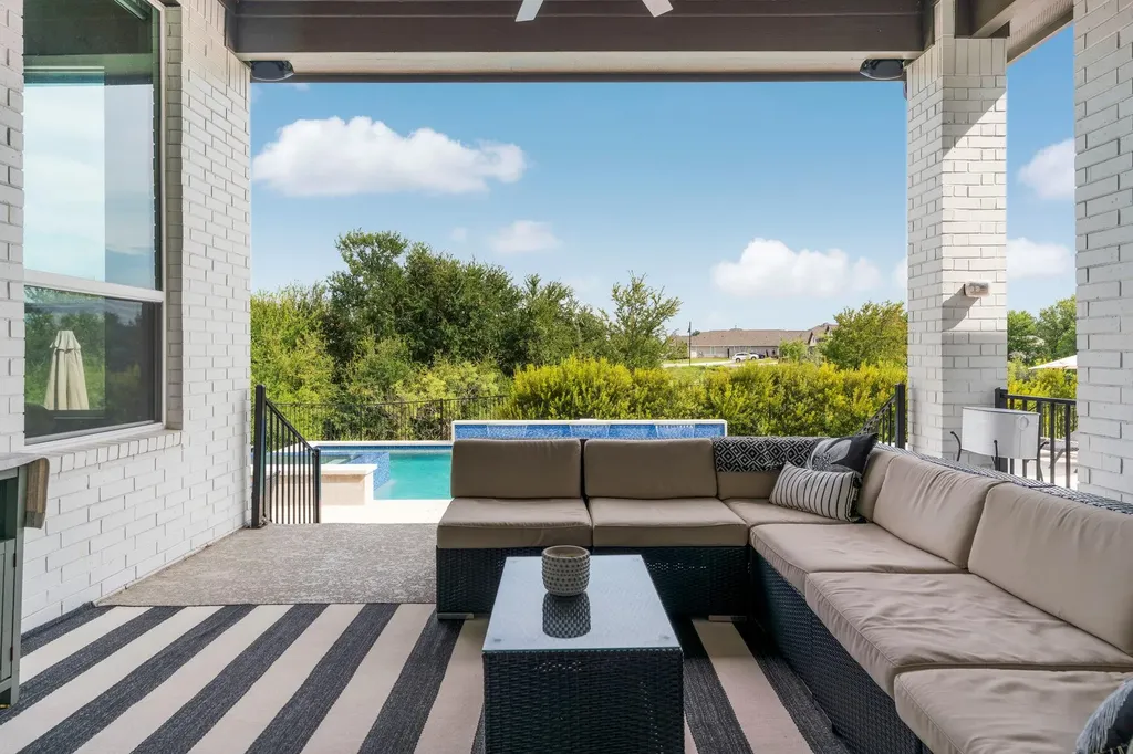 304 Sadaba Street Liberty Hill TX 78642