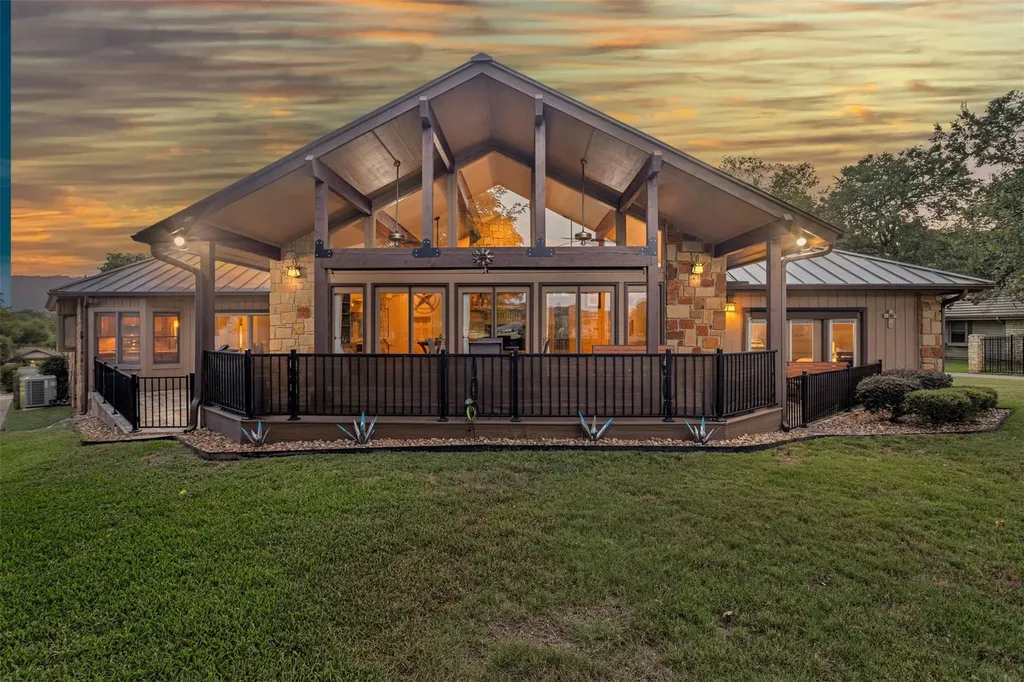 624 Hi Stirrup Horseshoe Bay TX 78657