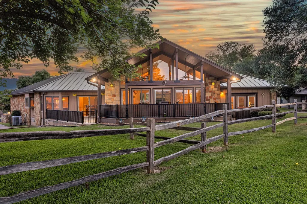 624 Hi Stirrup Horseshoe Bay TX 78657