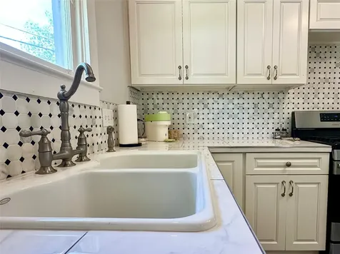 1501 S Church Street Georgetown TX 78626
