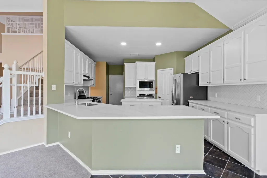 8605 Axis Drive Austin TX 78749