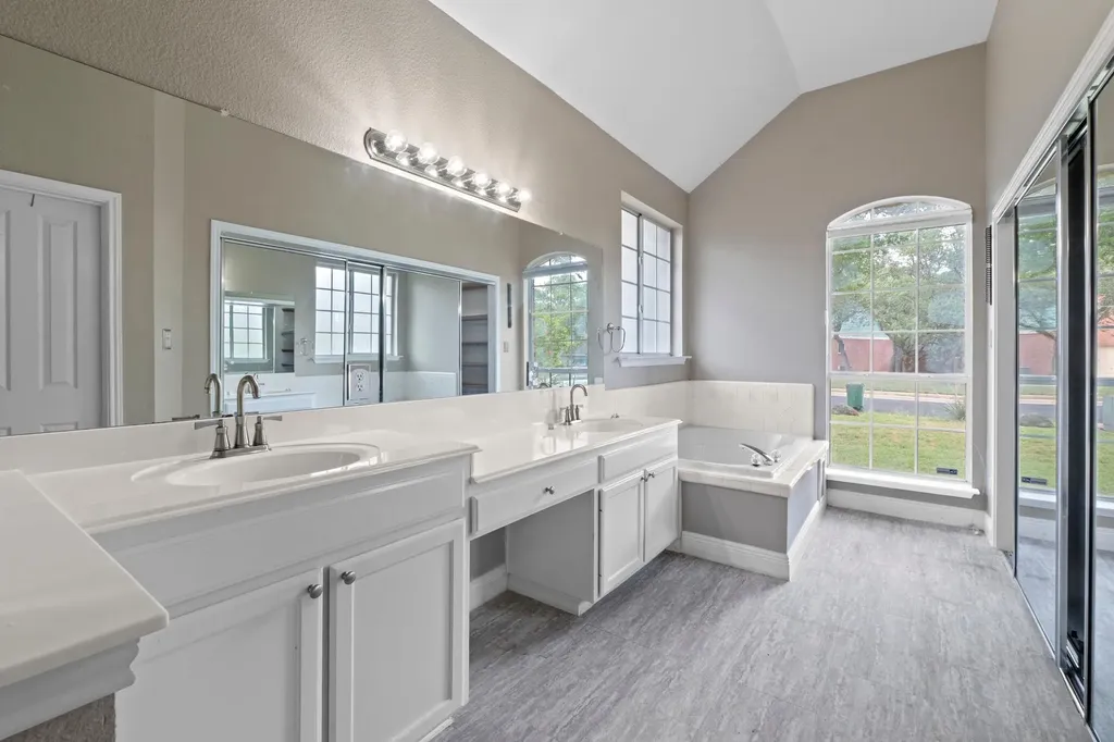 8605 Axis Drive Austin TX 78749