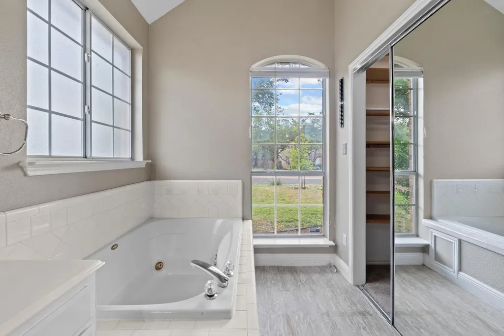 8605 Axis Drive Austin TX 78749