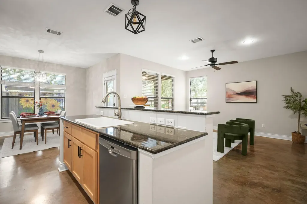 1318 Newning Avenue Austin TX 78704