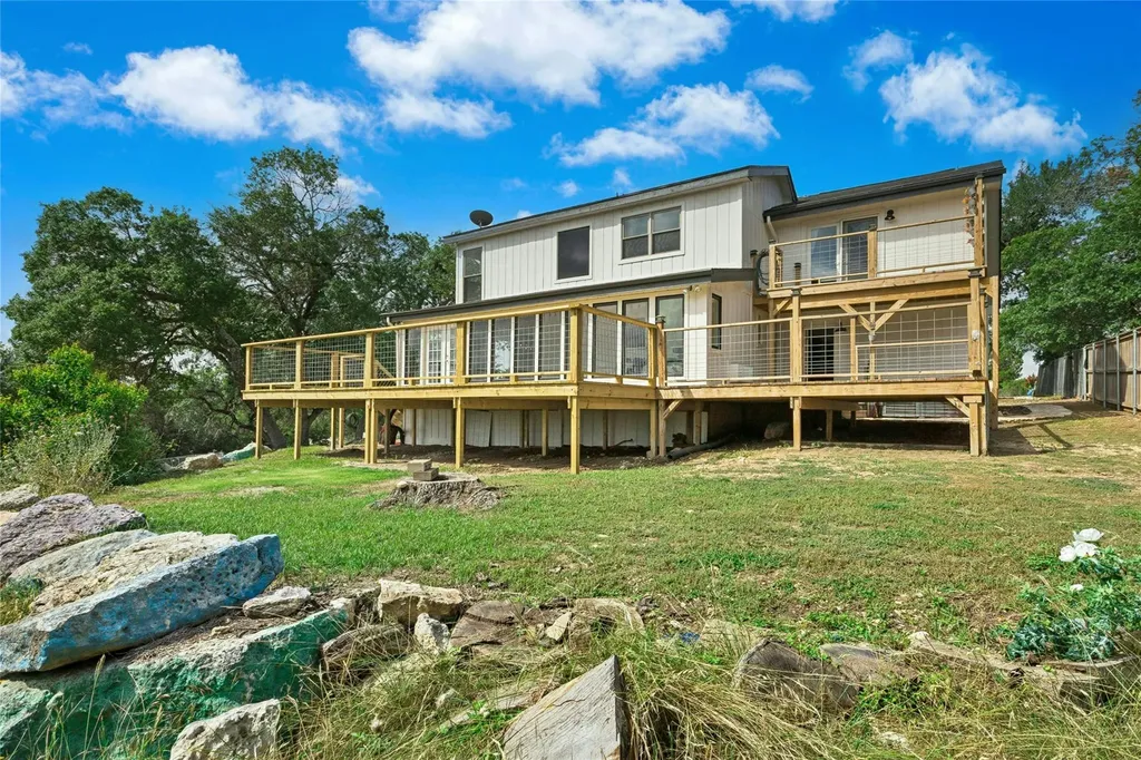 1562 Windmere Canyon Lake TX 78133