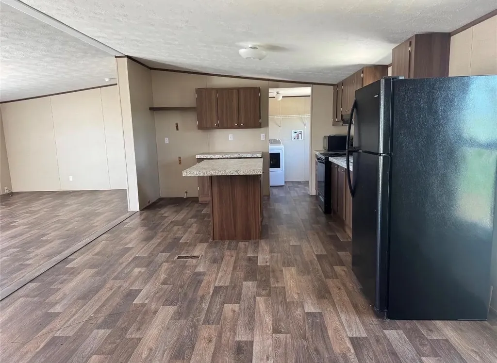 104 Dockal Drive Bertram TX 78605