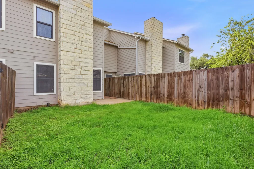 8811 Schick Road Austin TX 78729