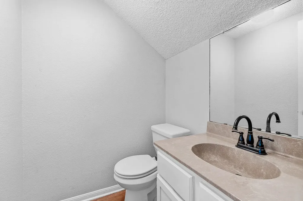 8811 Schick Road Austin TX 78729