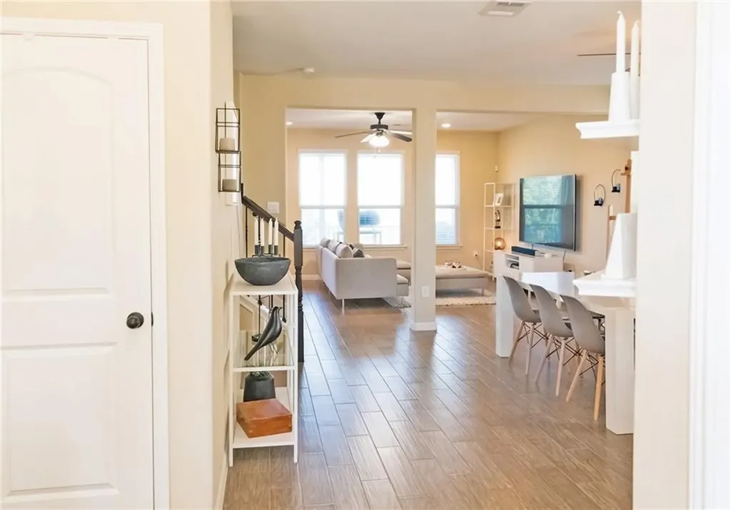 11504 Reading Way Austin TX 78717