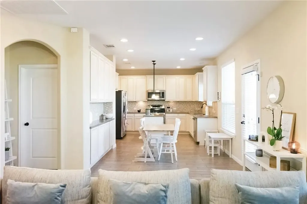 11504 Reading Way Austin TX 78717