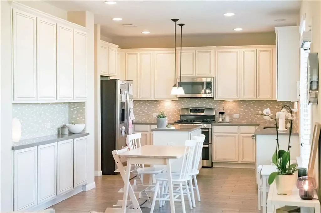 11504 Reading Way Austin TX 78717