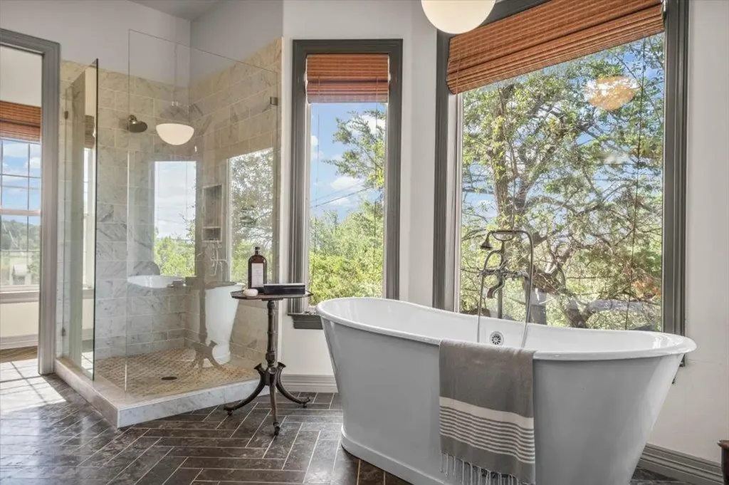 5201 Great Divide Drive Bee Cave TX 78738