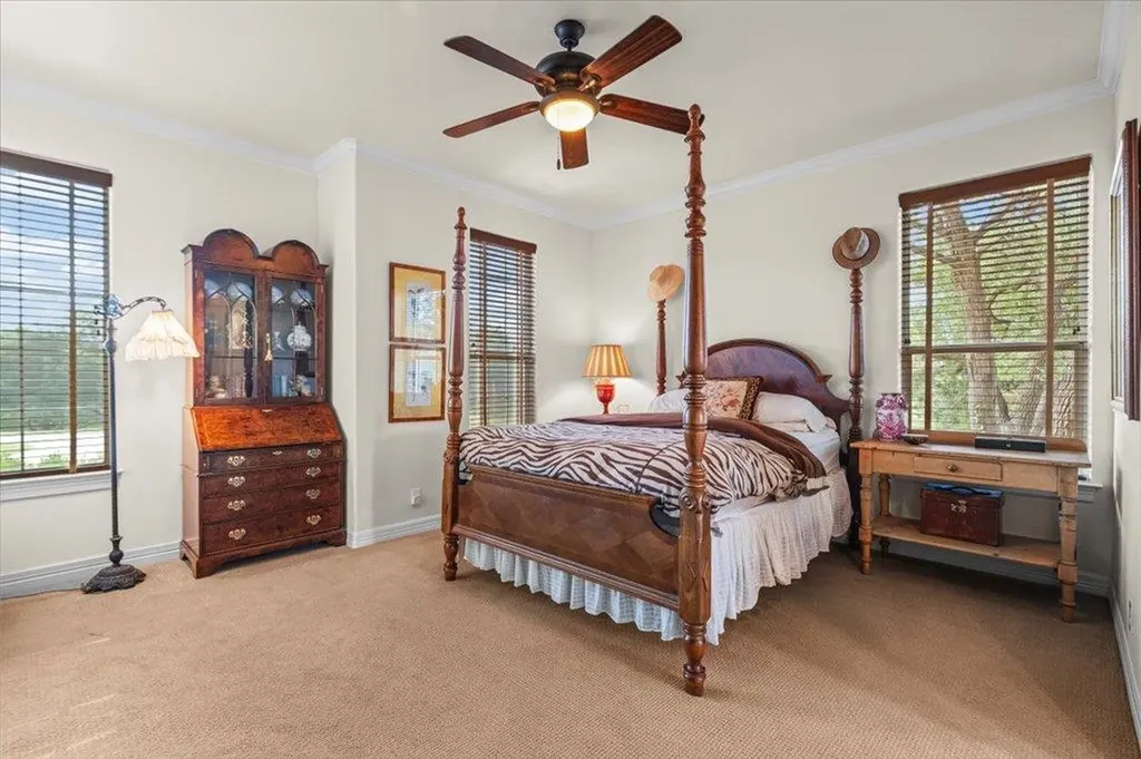 5201 Great Divide Drive Bee Cave TX 78738