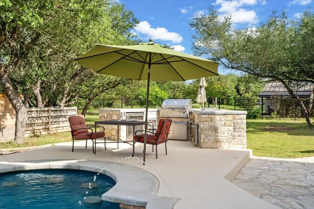 5201 Great Divide Drive Bee Cave TX 78738