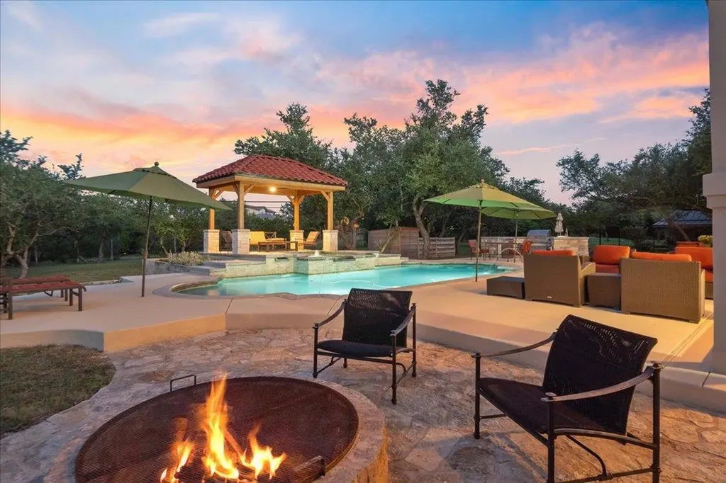 5201 Great Divide Drive Bee Cave TX 78738