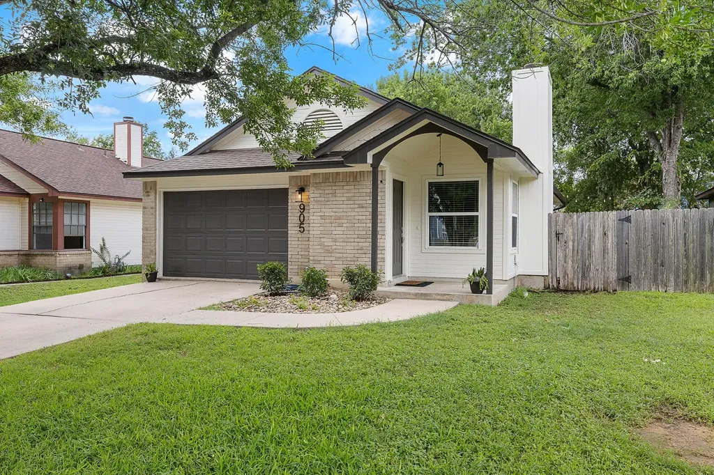 905 Greenbriar Loop Round Rock TX 78664