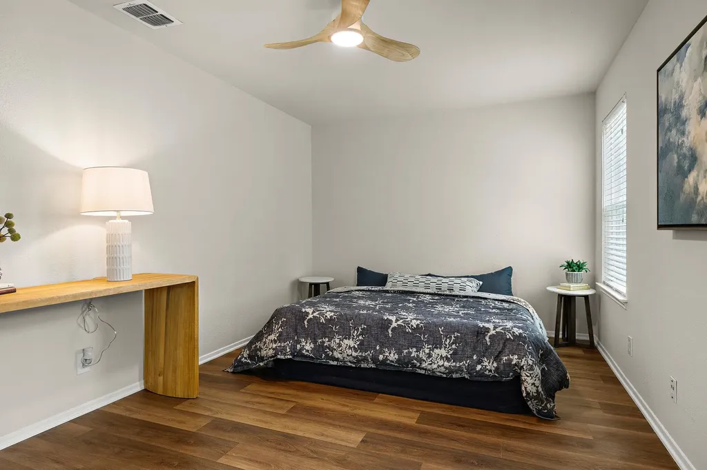 905 Greenbriar Loop Round Rock TX 78664